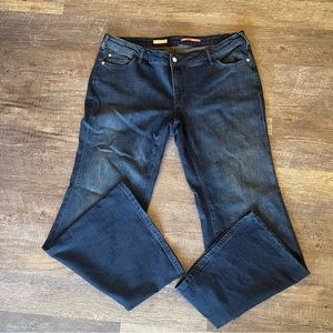 Anthropologie Pilcro flare jeans